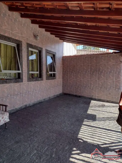 Foto 3 de Casa com 3 quartos à venda, 202m2 em Jardim Flórida, Jacarei - SP