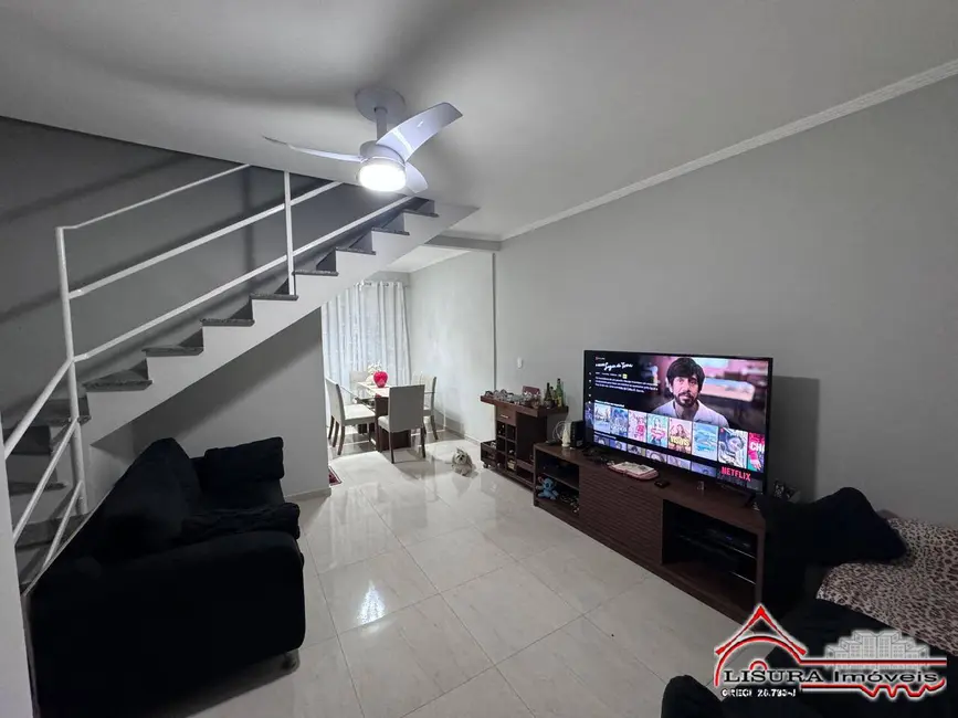 Foto 1 de Casa de Condomínio com 2 quartos à venda, 87m2 em Jardim Emília, Jacarei - SP