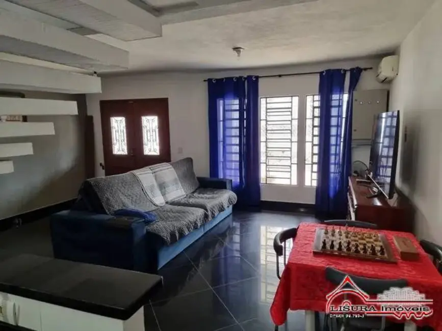 Foto 2 de Casa com 4 quartos à venda, 434m2 em Jardim Pereira do Amparo, Jacarei - SP