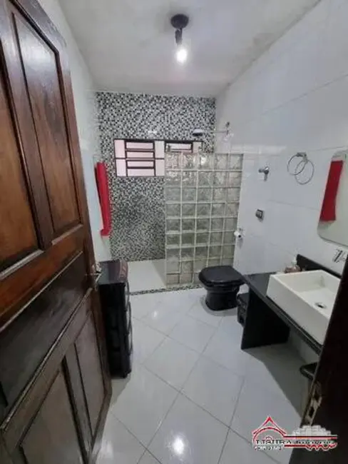 Foto 9 de Casa com 4 quartos à venda, 434m2 em Jardim Pereira do Amparo, Jacarei - SP