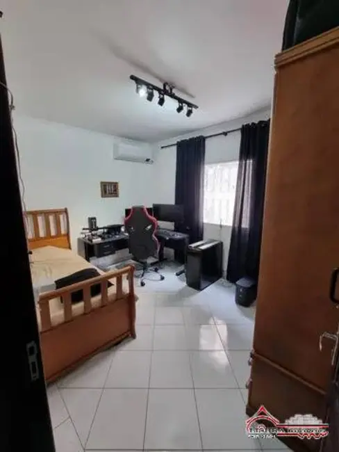 Foto 7 de Casa com 4 quartos à venda, 434m2 em Jardim Pereira do Amparo, Jacarei - SP