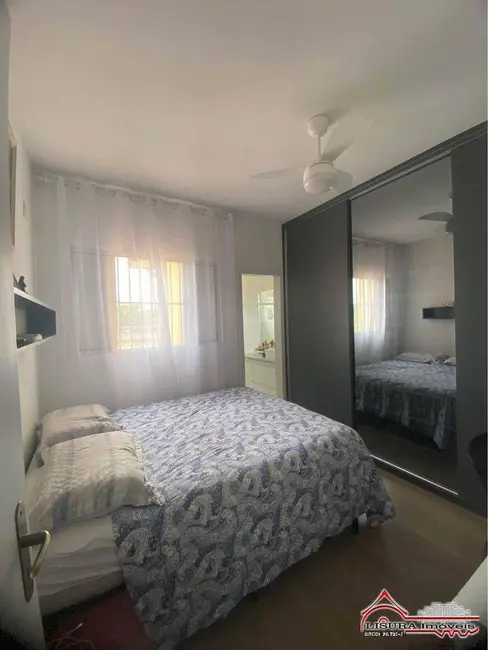 Foto 6 de Casa de Condomínio com 2 quartos à venda, 76m2 em Jardim Jacinto, Jacarei - SP