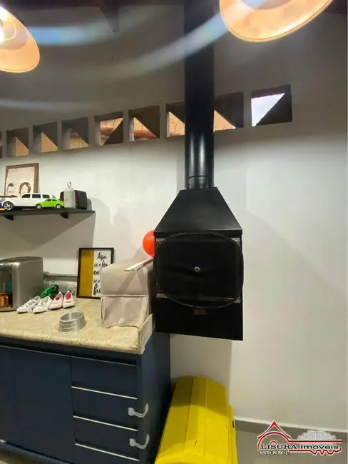 Foto 5 de Casa de Condomínio com 2 quartos à venda, 76m2 em Jardim Jacinto, Jacarei - SP