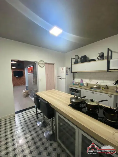 Foto 3 de Casa de Condomínio com 2 quartos à venda, 76m2 em Jardim Jacinto, Jacarei - SP