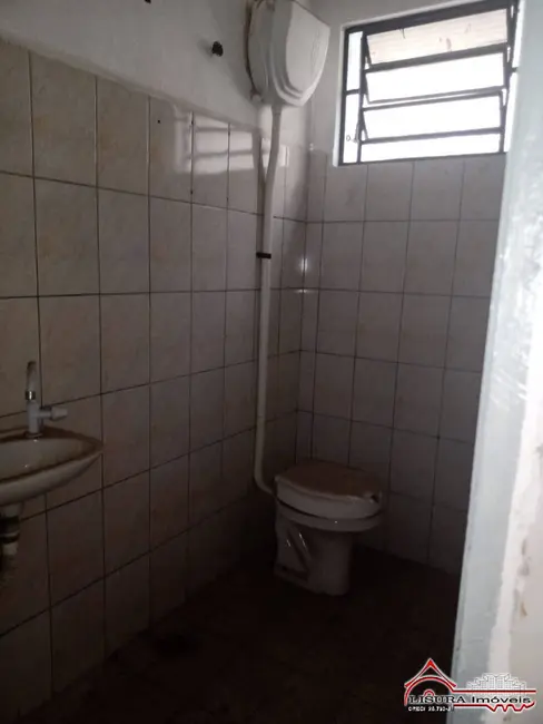 Sala Comercial para alugar, 160m2 em Centro, Jacarei - SP - imagem 8 Foto 8 de Sala Comercial para alugar, 160m2 em Centro, Jacarei - SP