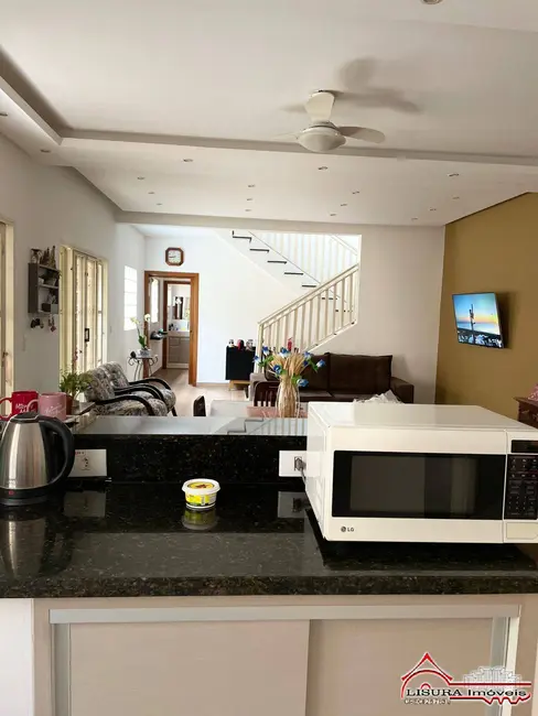 Foto 5 de Casa com 3 quartos à venda, 175m2 em Residencial Parque dos Sinos, Jacarei - SP