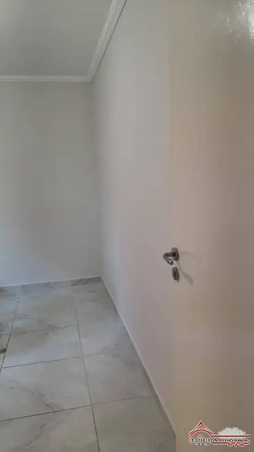 Casa com 2 quartos para alugar em Guararema - SP - imagem 4 Foto 4 de Casa com 2 quartos para alugar em Guararema - SP