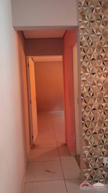 Casa com 2 quartos para alugar em Guararema - SP - imagem 2 Foto 2 de Casa com 2 quartos para alugar em Guararema - SP