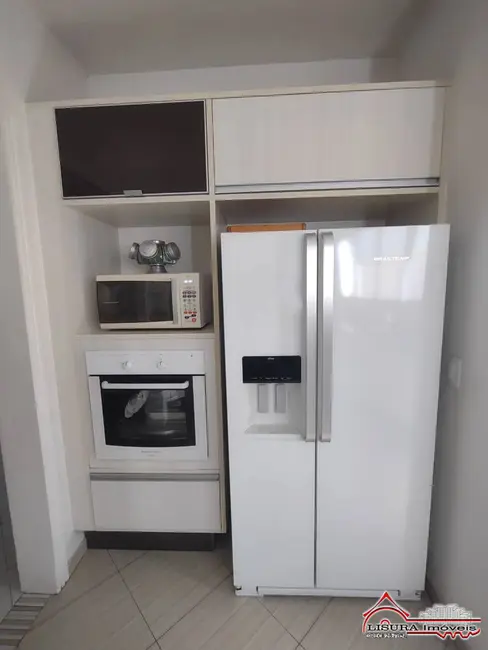 Foto 4 de Casa de Condomínio com 3 quartos à venda, 180m2 em Jardim Altos de Santana I, Jacarei - SP