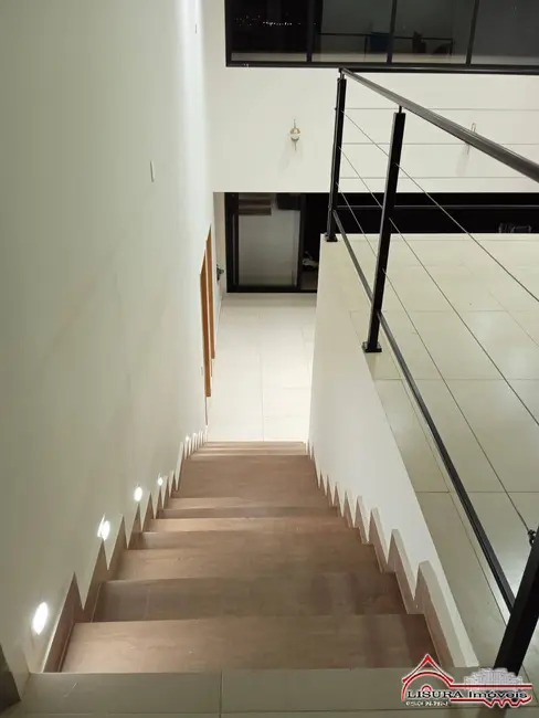 Casa de Condomínio com 4 quartos à venda, 300m2 em Sao Jose Dos Campos - SP - imagem 7 Foto 7 de Casa de Condomínio com 4 quartos à venda, 300m2 em Sao Jose Dos Campos - SP