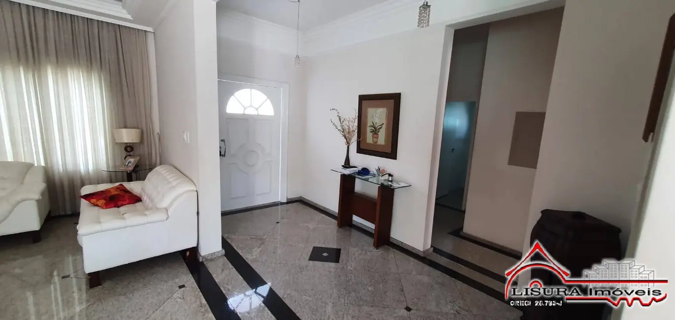 Casa de Condomínio com 4 quartos para alugar, 350m2 em Cidade Jardim, Jacarei - SP - imagem 9 Foto 9 de Casa de Condomínio com 4 quartos para alugar, 350m2 em Cidade Jardim, Jacarei - SP