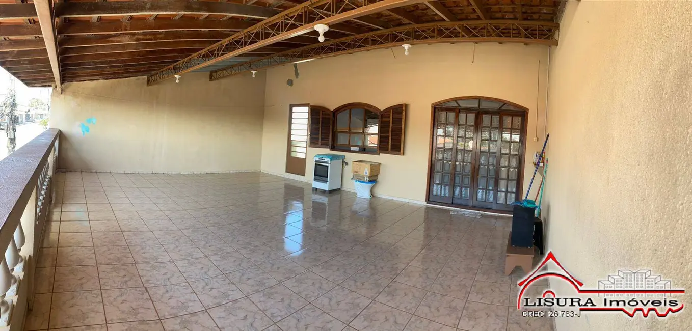 Foto 1 de Casa com 3 quartos à venda, 360m2 em Parque Santo Antônio, Jacarei - SP