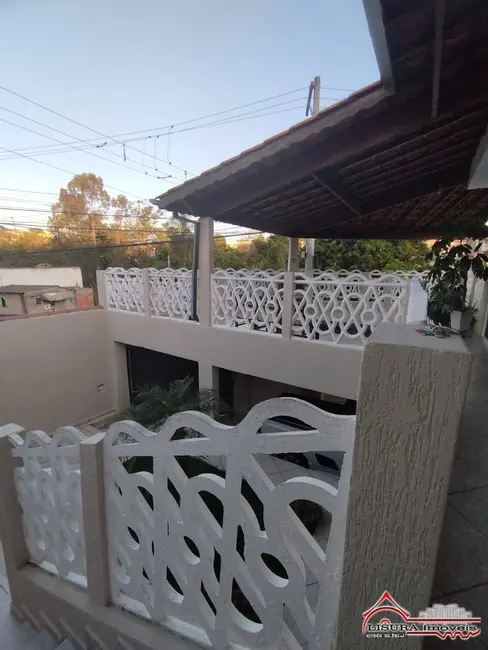 Foto 3 de Casa com 3 quartos à venda, 152m2 em Jardim Paraíso, Jacarei - SP