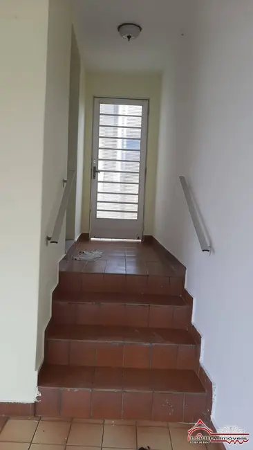 Foto 9 de Casa com 2 quartos à venda, 163m2 em Centro, Jacarei - SP