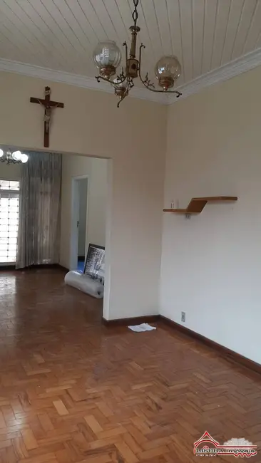 Foto 8 de Casa com 2 quartos à venda, 163m2 em Centro, Jacarei - SP