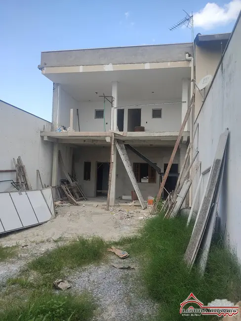 Foto 2 de Casa com 2 quartos à venda, 175m2 em Residencial Parque dos Sinos, Jacarei - SP