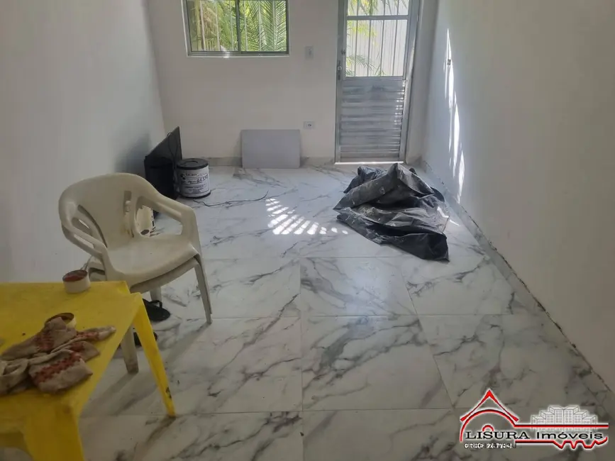 Foto 8 de Casa com 2 quartos à venda, 150m2 em Jardim do Marquês, Jacarei - SP