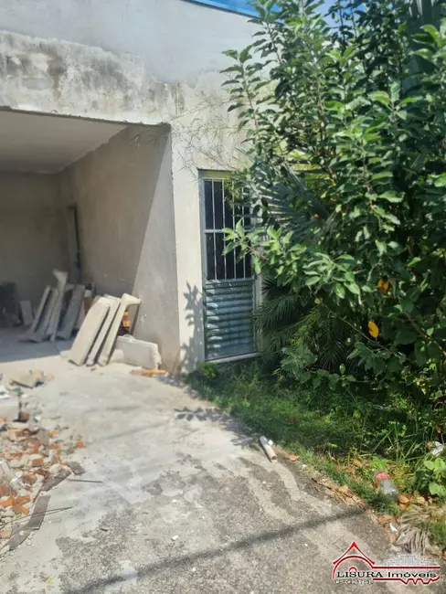 Foto 2 de Casa com 2 quartos à venda, 150m2 em Jardim do Marquês, Jacarei - SP