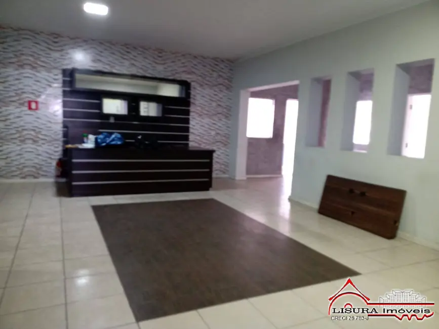 Sala Comercial para alugar, 320m2 em Centro, Jacarei - SP - imagem 5 Foto 5 de Sala Comercial para alugar, 320m2 em Centro, Jacarei - SP