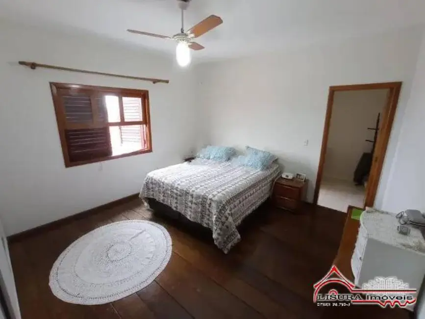 Foto 8 de Casa com 3 quartos à venda, 250m2 em Centro, Jacarei - SP