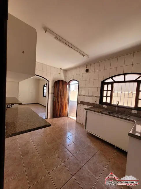 Foto 9 de Casa com 3 quartos à venda, 180m2 em Jardim Terras de São João, Jacarei - SP