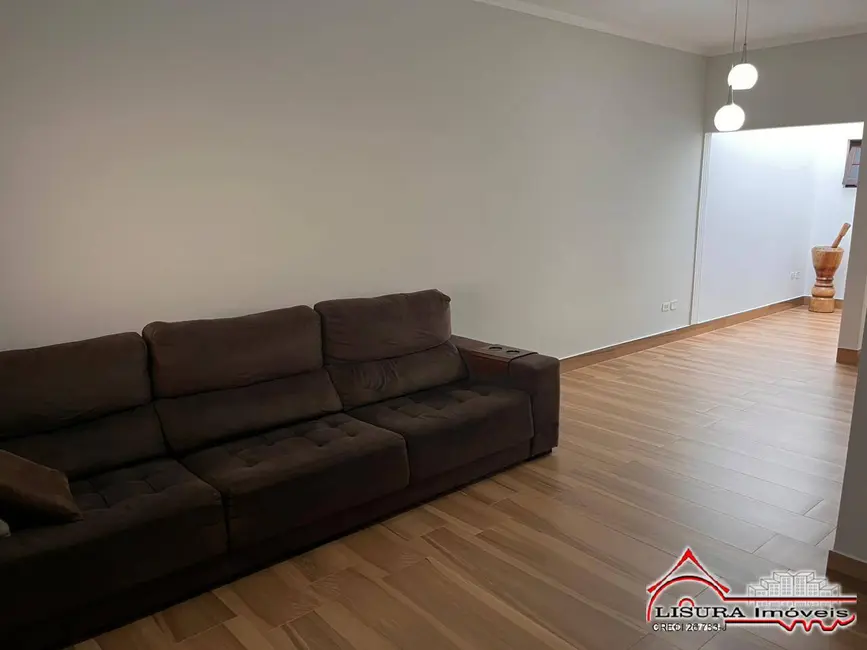 Foto 7 de Casa com 3 quartos à venda, 188m2 em Jardim das Indústrias, Jacarei - SP