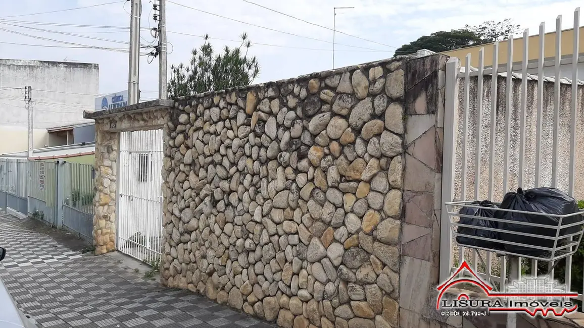 Foto 4 de Casa com 2 quartos para alugar em Centro, Jacarei - SP