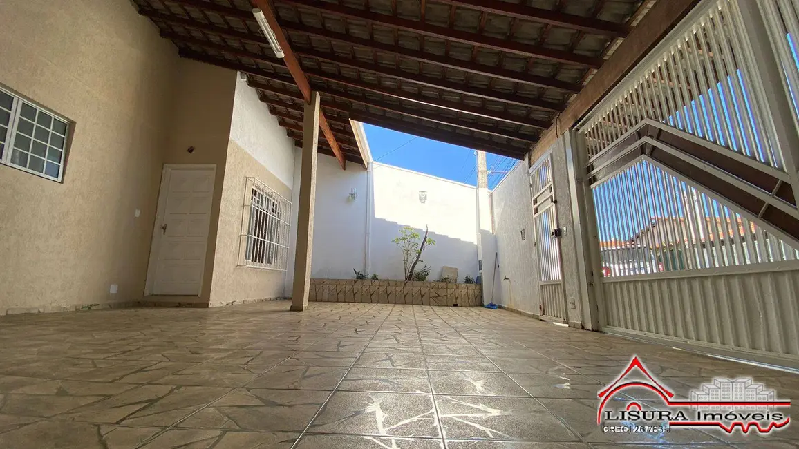 Foto 2 de Casa com 3 quartos à venda, 143m2 em Jardim das Indústrias, Jacarei - SP