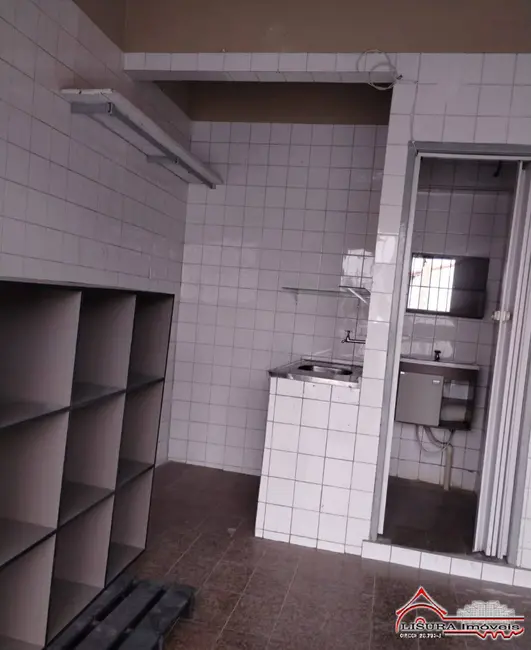 Sala Comercial com 3 quartos para alugar em Centro, Jacarei - SP - imagem 5 Foto 5 de Sala Comercial com 3 quartos para alugar em Centro, Jacarei - SP