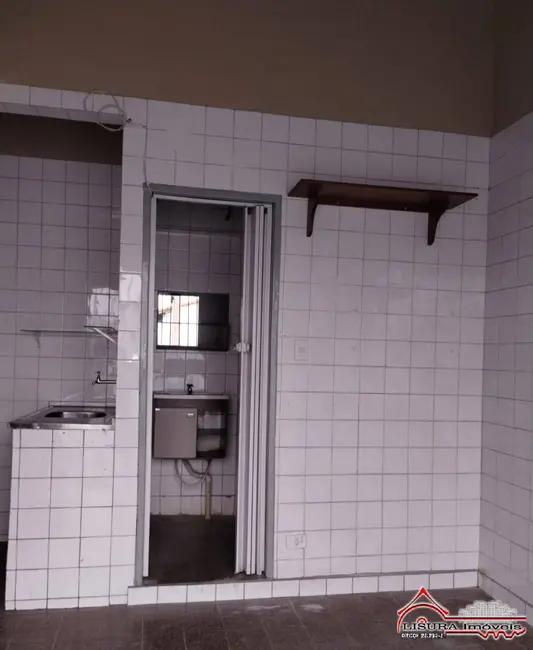 Sala Comercial com 3 quartos para alugar em Centro, Jacarei - SP - imagem 4 Foto 4 de Sala Comercial com 3 quartos para alugar em Centro, Jacarei - SP