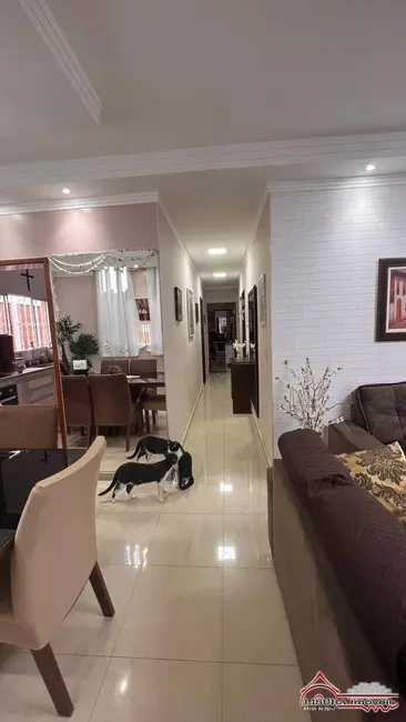 Foto 9 de Casa com 4 quartos à venda, 146m2 em Loteamento Villa Branca, Jacarei - SP