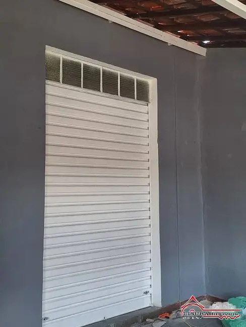 Foto 4 de Casa com 2 quartos à venda, 159m2 em Jardim Emília, Jacarei - SP