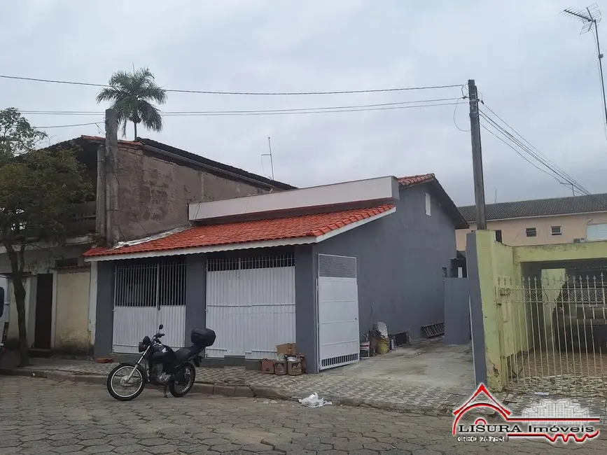 Foto 8 de Casa com 2 quartos à venda, 159m2 em Jardim Emília, Jacarei - SP