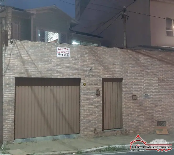 Foto 2 de Casa com 2 quartos para alugar, 367m2 em Centro, Jacarei - SP