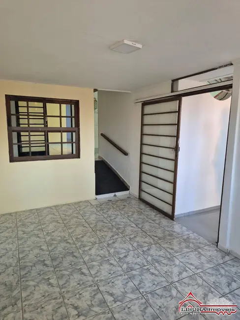 Foto 8 de Casa com 2 quartos para alugar em Jardim América, Jacarei - SP