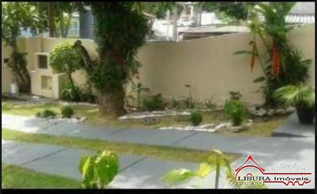 Foto 2 de Casa com 3 quartos à venda, 108m2 em Parque Santo Antônio, Jacarei - SP