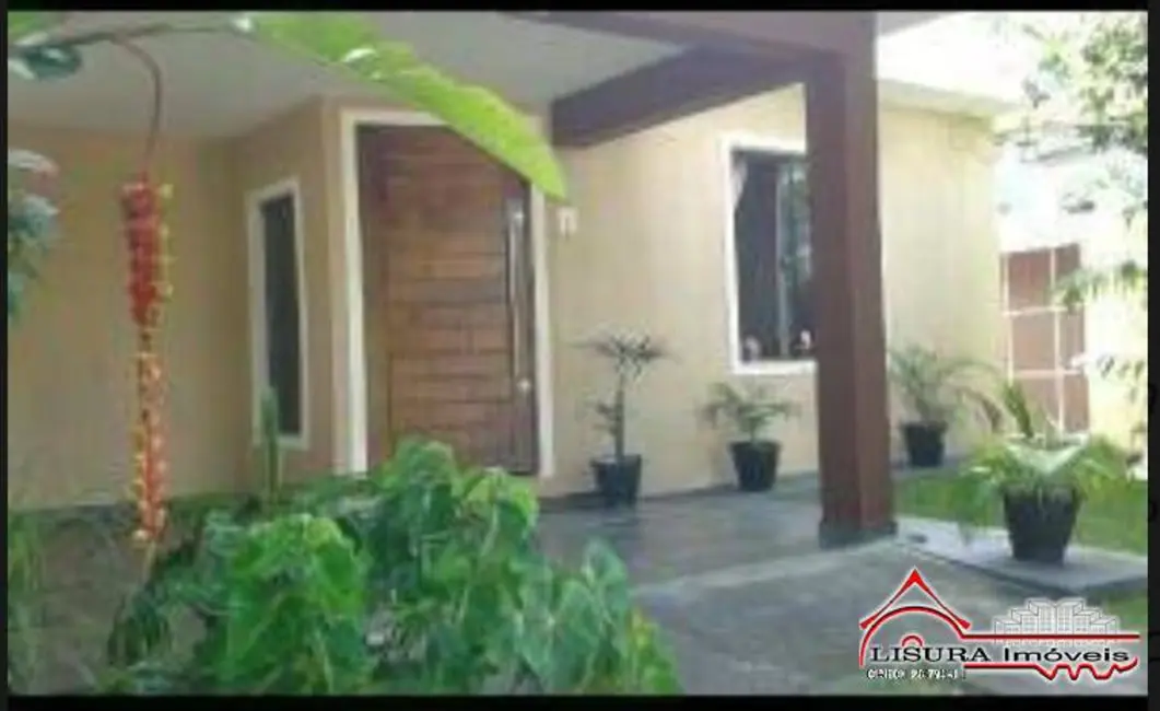 Foto 6 de Casa com 3 quartos à venda, 108m2 em Parque Santo Antônio, Jacarei - SP