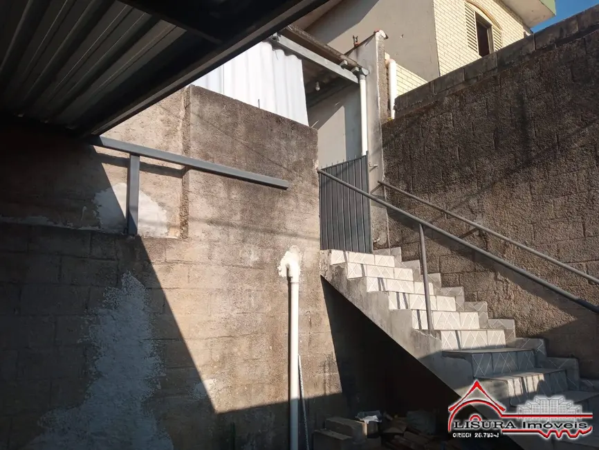 Casa com 2 quartos à venda, 98m2 em Primeiro de Maio, Jacarei - SP - imagem 6 Foto 6 de Casa com 2 quartos à venda, 98m2 em Primeiro de Maio, Jacarei - SP