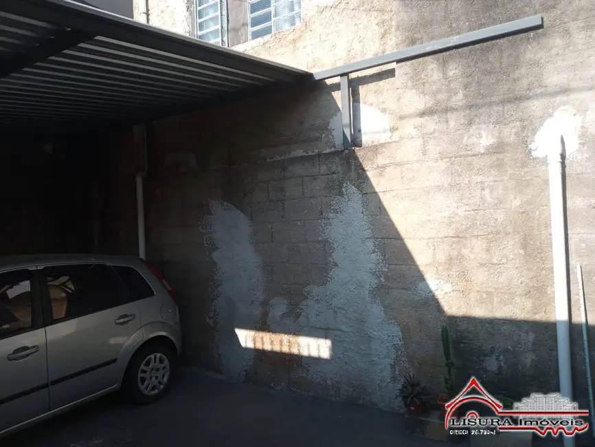 Casa com 2 quartos à venda, 98m2 em Primeiro de Maio, Jacarei - SP - imagem 4 Foto 4 de Casa com 2 quartos à venda, 98m2 em Primeiro de Maio, Jacarei - SP