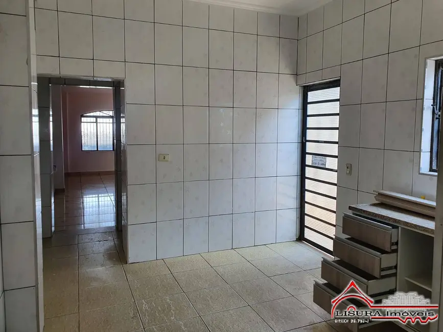 Foto 8 de Casa com 4 quartos à venda, 170m2 em Jardim Primavera, Jacarei - SP