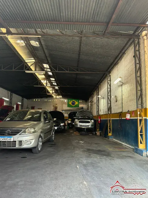 Foto 4 de Armazém / Galpão à venda, 243m2 em Parque Itamarati, Jacarei - SP