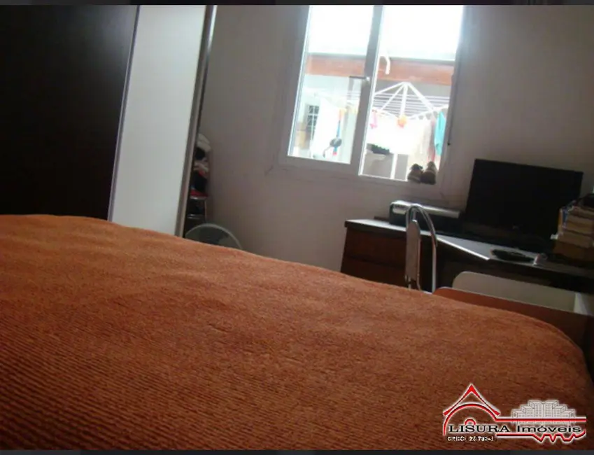 Foto 8 de Casa com 3 quartos à venda, 180m2 em Sao Jose Dos Campos - SP