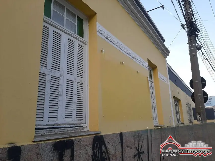 Foto 4 de Casa com 4 quartos à venda, 336m2 em Centro, Jacarei - SP