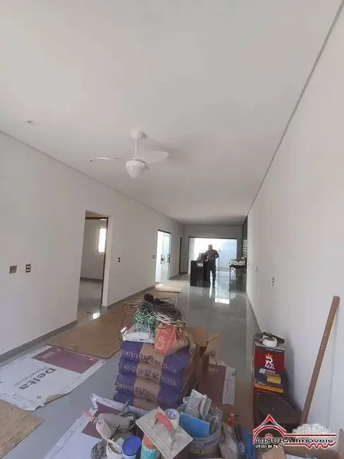 Foto 6 de Casa com 3 quartos à venda, 120m2 em Residencial Parque dos Sinos, Jacarei - SP