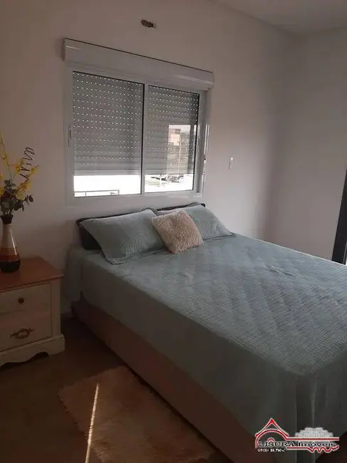 Foto 4 de Casa de Condomínio com 3 quartos à venda, 226m2 em Jardim Jacinto, Jacarei - SP