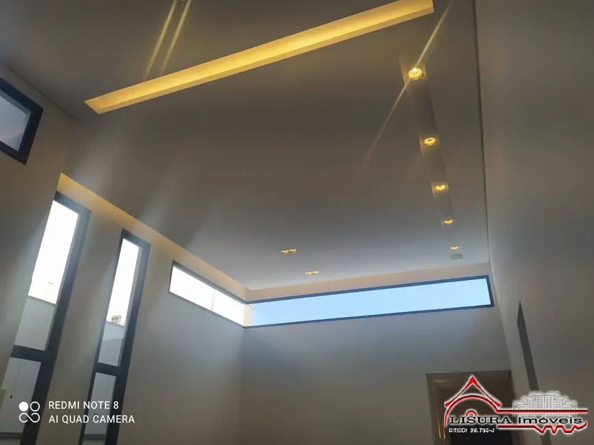 Foto 3 de Casa de Condomínio com 3 quartos à venda, 175m2 em Jardim Jacinto, Jacarei - SP