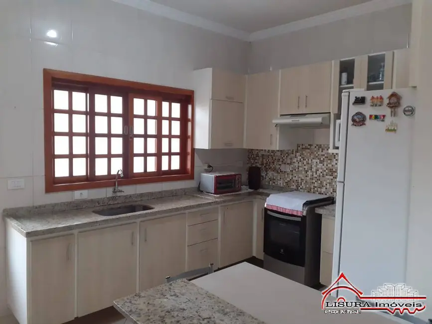 Foto 8 de Casa com 3 quartos à venda, 238m2 em Jardim Maria Amélia, Jacarei - SP