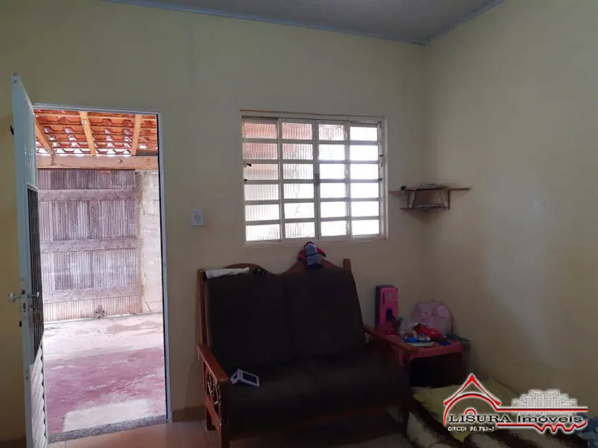 Foto 4 de Casa com 2 quartos à venda, 112m2 em Santa Branca - SP