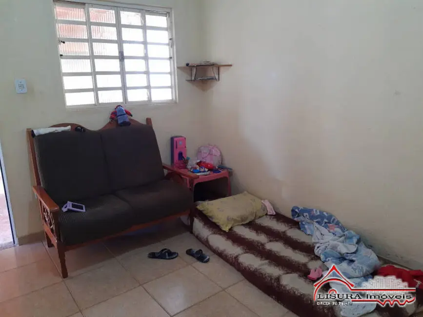 Foto 3 de Casa com 2 quartos à venda, 112m2 em Santa Branca - SP