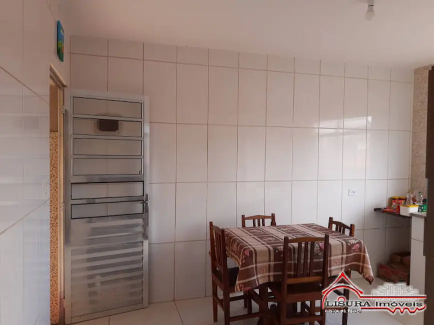 Foto 8 de Casa com 2 quartos à venda, 112m2 em Santa Branca - SP